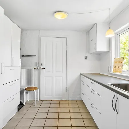 1 Bedroom In * Tranekaer