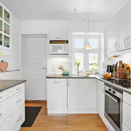 1 Bedroom In 펜션 *